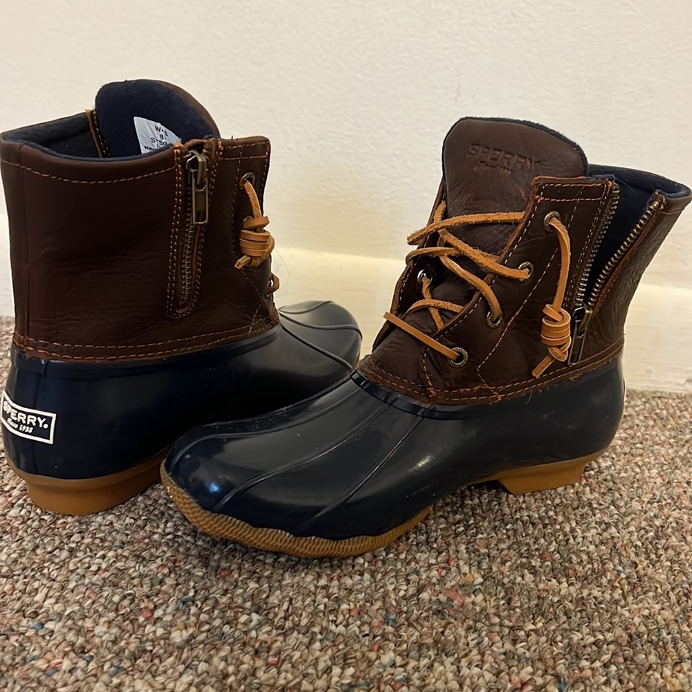 Sperry - Women Size 8/ Waterproof Boots Navy And … - image 3